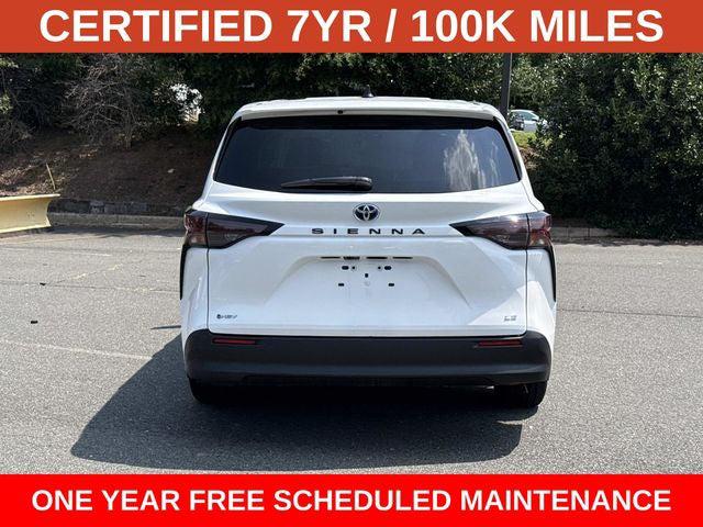 2025 Toyota Sienna LE