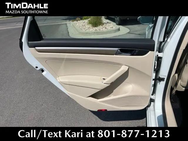 2017 Volkswagen Passat 1.8T SE