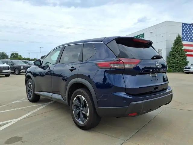 2024 Nissan Rogue SV FWD