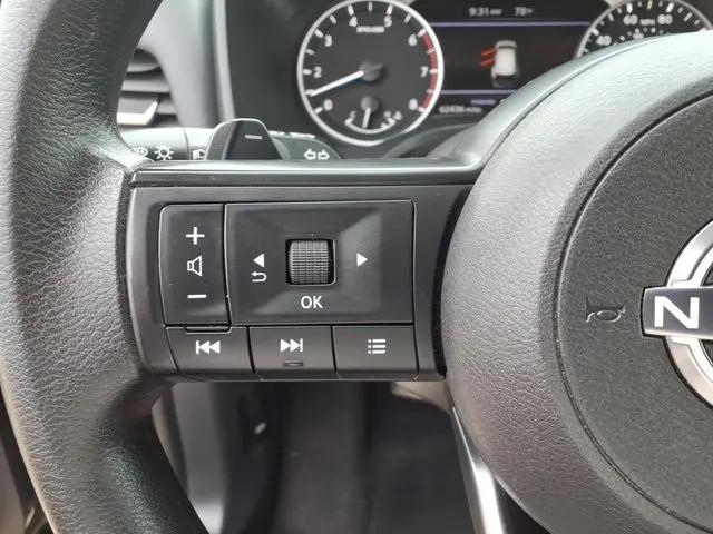 2024 Nissan Rogue SV FWD
