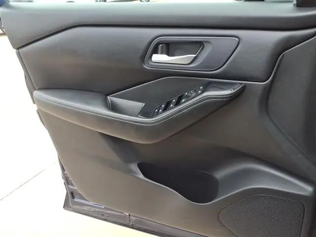 2024 Nissan Rogue SV FWD