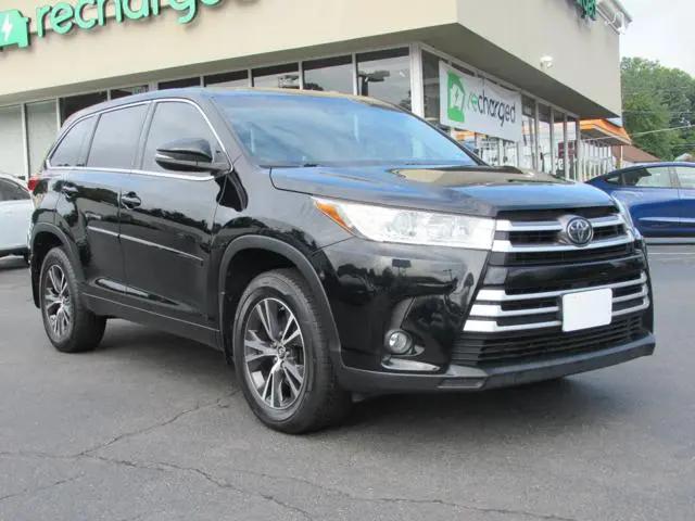 2017 Toyota Highlander LE Plus for sale in Fairfax, VA