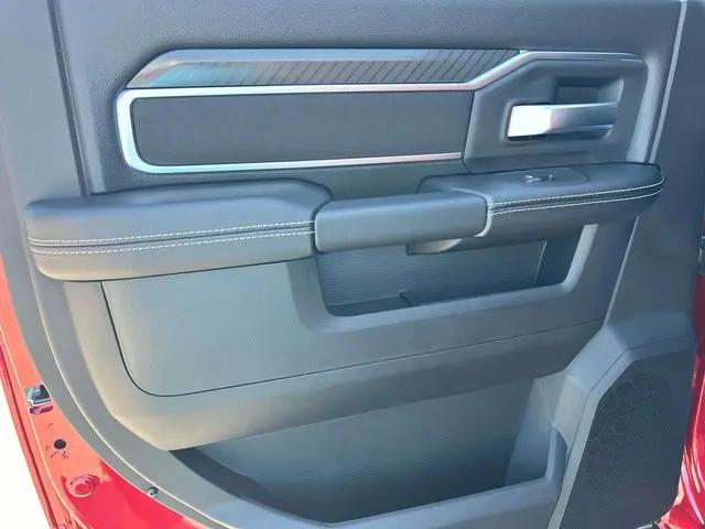 2026 Ram 3500 Big Horn Crew Cab 4x4 64 Box