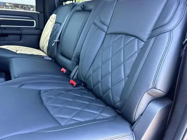 2026 Ram 3500 Big Horn Crew Cab 4x4 64 Box
