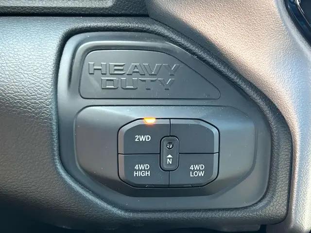 2026 Ram 3500 Big Horn Crew Cab 4x4 64 Box