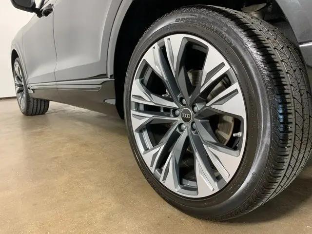 2025 Audi Q8 Premium Plus 55 TFSI quattro