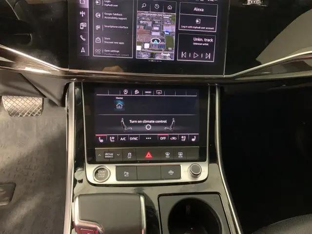 2025 Audi Q8 Premium Plus 55 TFSI quattro