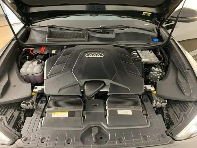 2025 Audi Q8 Premium Plus 55 TFSI quattro