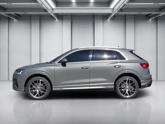 2020 Audi Q3 Premium Plus 45 TFSI S line quattro Tiptronic