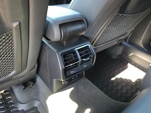 2020 Audi Q3 Premium Plus 45 TFSI S line quattro Tiptronic