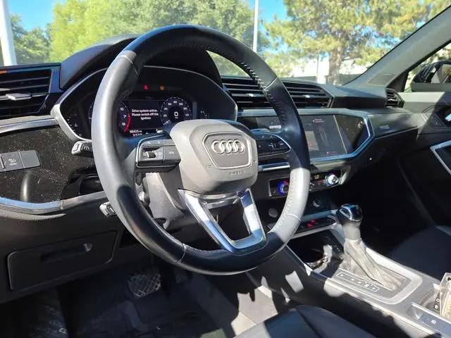 2020 Audi Q3 Premium Plus 45 TFSI S line quattro Tiptronic