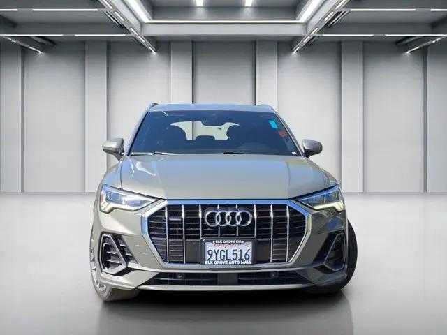 2020 Audi Q3 Premium Plus 45 TFSI S line quattro Tiptronic