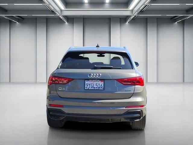 2020 Audi Q3 Premium Plus 45 TFSI S line quattro Tiptronic