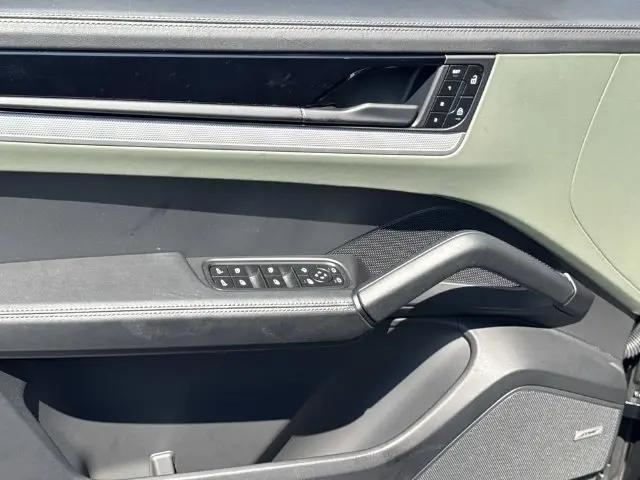 2025 Porsche Cayenne Cayenne