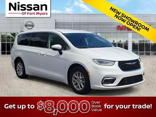 2023 Chrysler Pacifica Touring L for sale in Ft Myers, FL