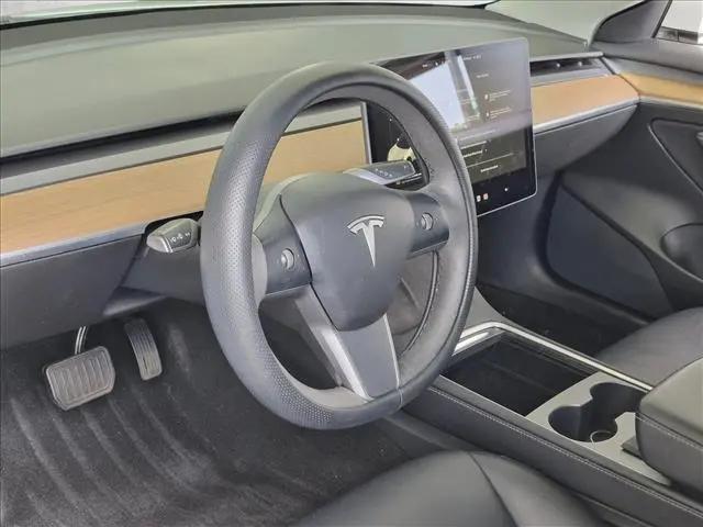 2021 Tesla Model 3 Standard Range Plus Rear-Wheel Drive