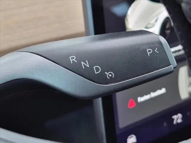 2021 Tesla Model 3 Standard Range Plus Rear-Wheel Drive