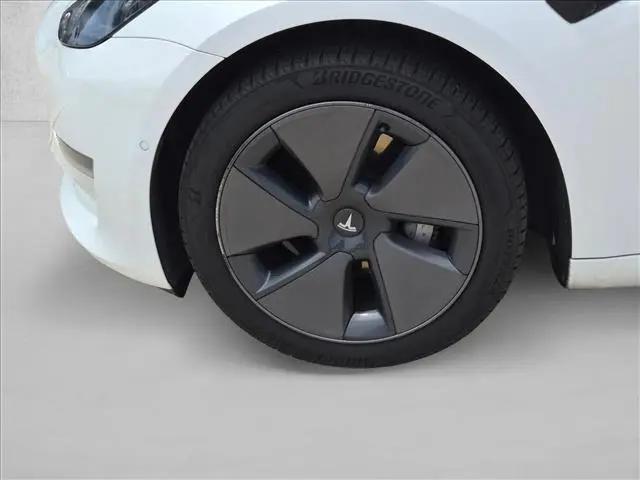 2021 Tesla Model 3 Standard Range Plus Rear-Wheel Drive