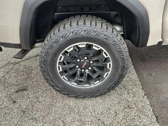 2026 GMC Canyon AT4, 4WD