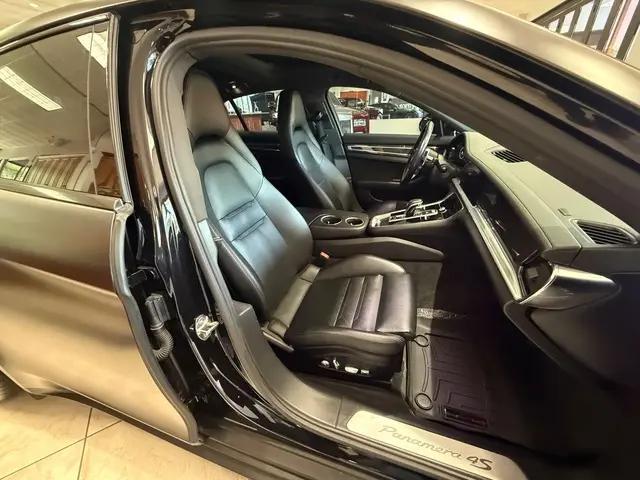 2017 Porsche Panamera 4S