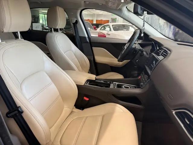 2018 Jaguar F-PACE 25t Prestige