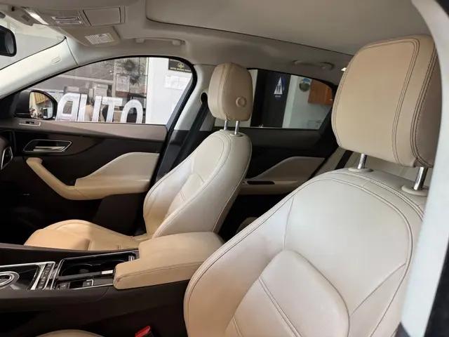 2018 Jaguar F-PACE 25t Prestige