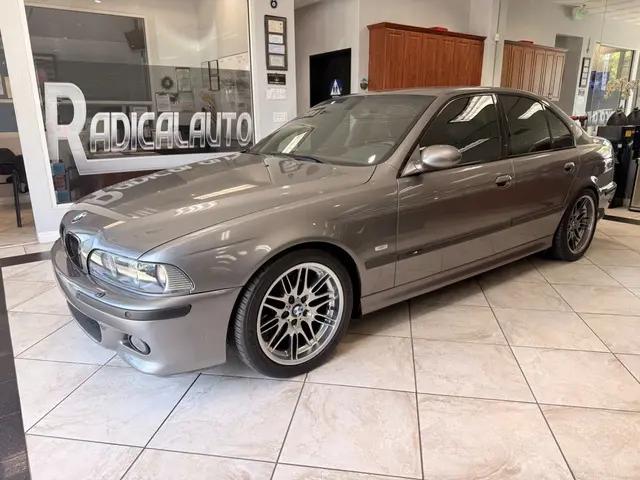 2002 BMW M5 Standard
