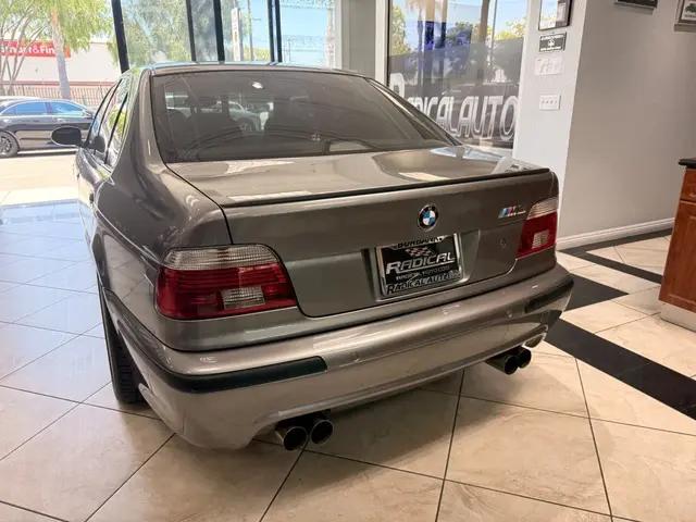 2002 BMW M5 Standard
