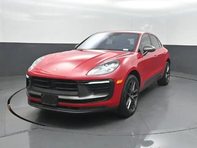 2023 Porsche Macan T