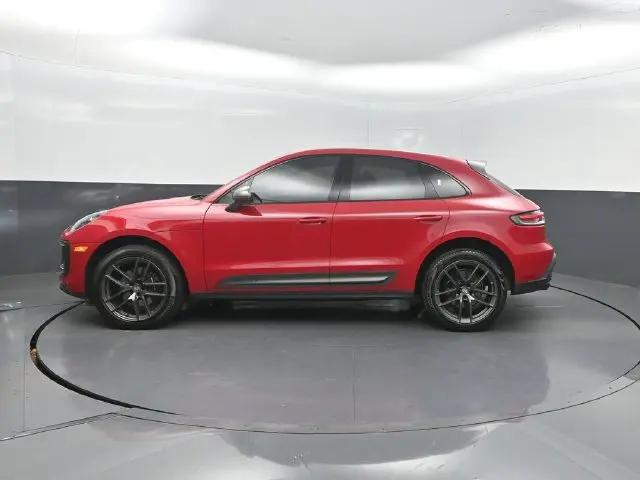 2023 Porsche Macan T