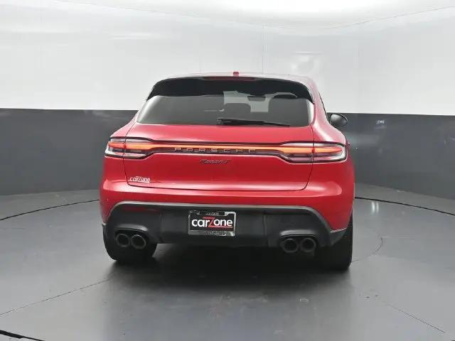 2023 Porsche Macan T