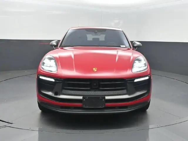 2023 Porsche Macan T
