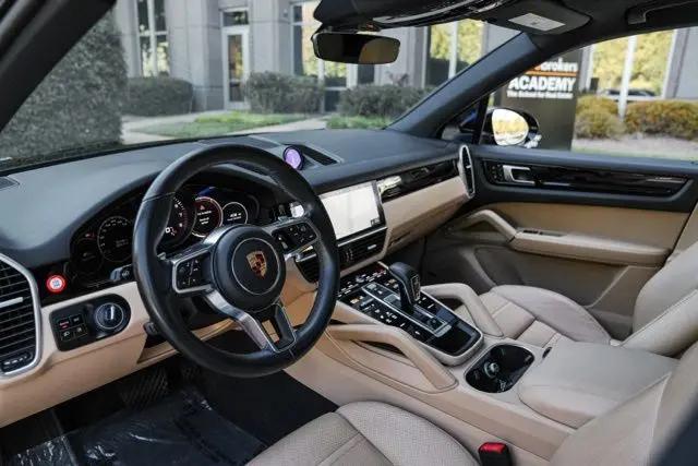 2019 Porsche Cayenne Cayenne