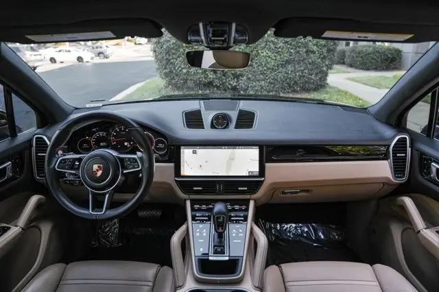 2019 Porsche Cayenne Cayenne