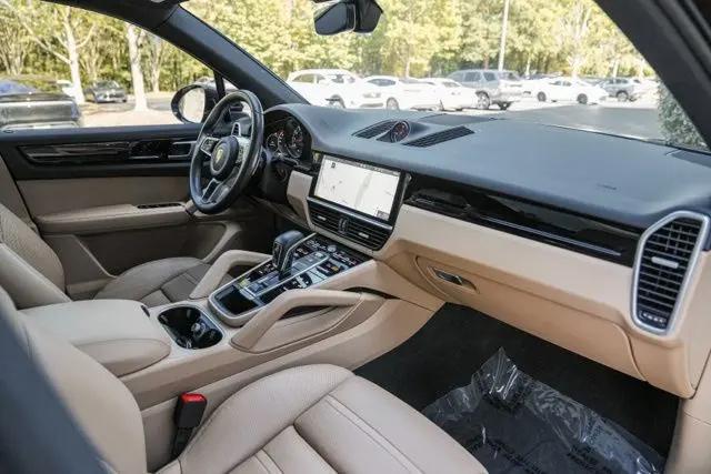 2019 Porsche Cayenne Cayenne
