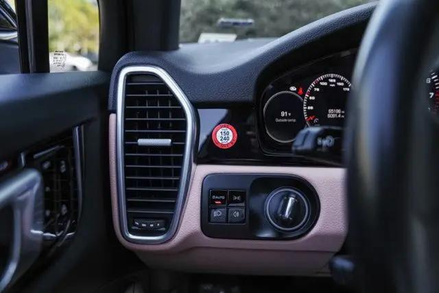 2019 Porsche Cayenne Cayenne