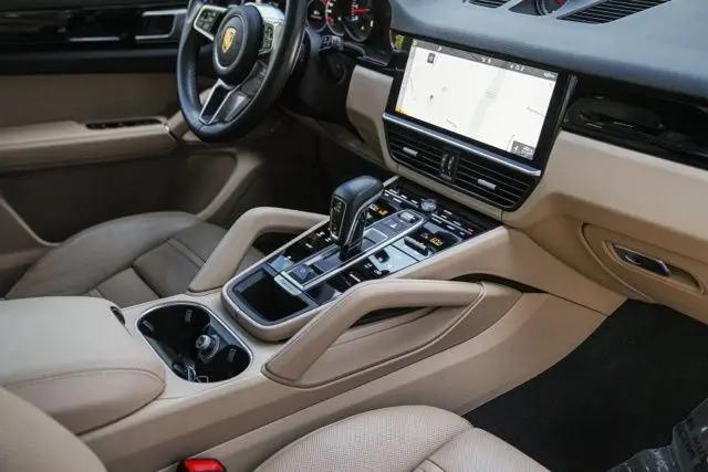2019 Porsche Cayenne Cayenne