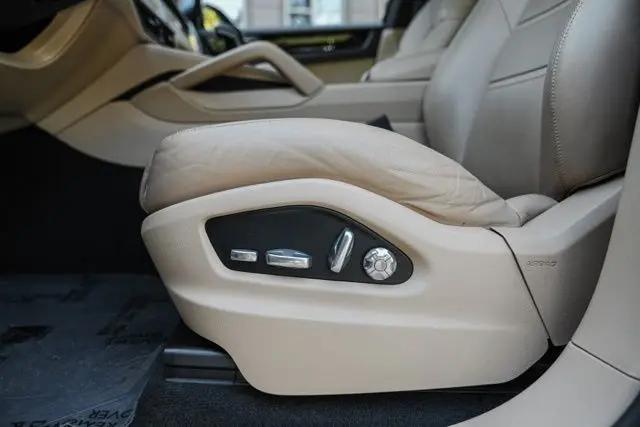 2019 Porsche Cayenne Cayenne