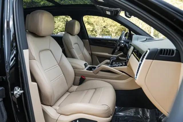 2019 Porsche Cayenne Cayenne
