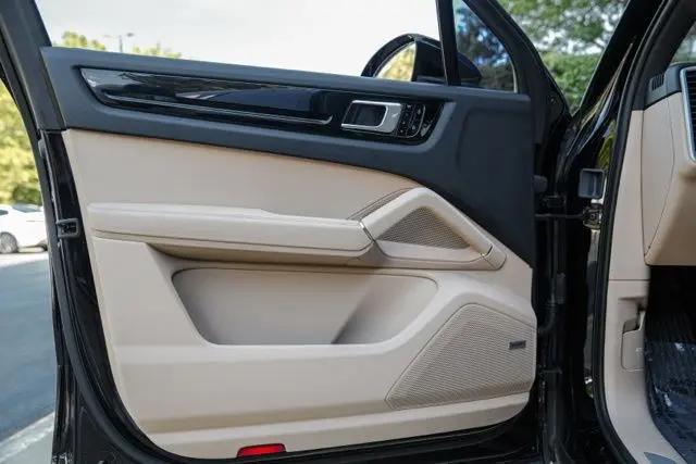 2019 Porsche Cayenne Cayenne