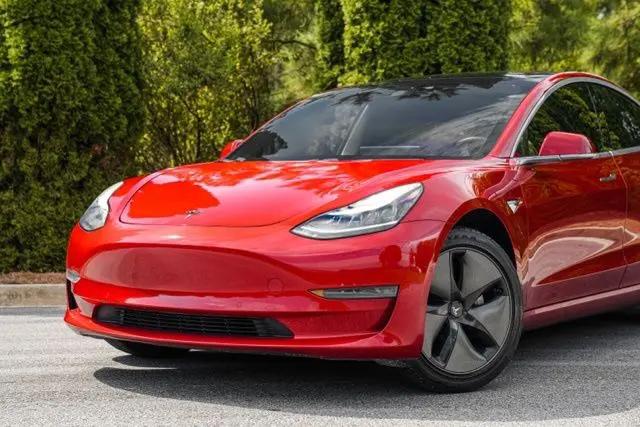 2019 Tesla Model 3 Mid Range