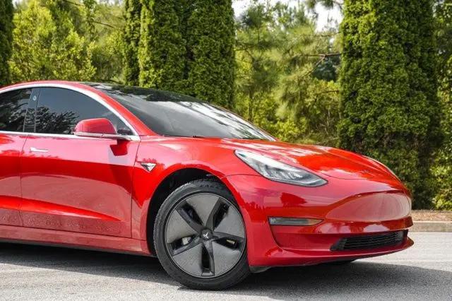 2019 Tesla Model 3 Mid Range