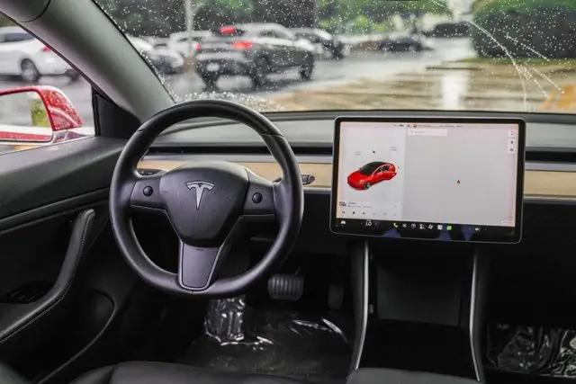 2019 Tesla Model 3 Mid Range