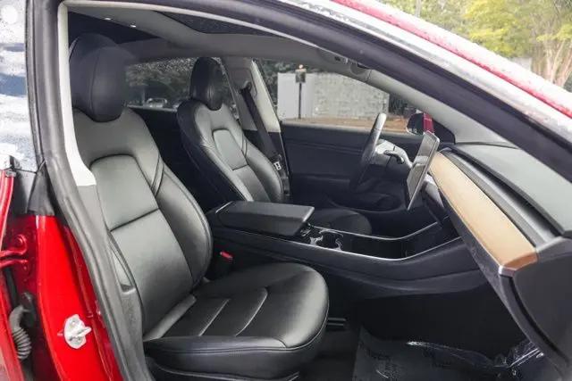 2019 Tesla Model 3 Mid Range