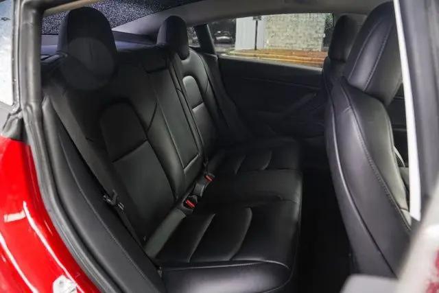 2019 Tesla Model 3 Mid Range