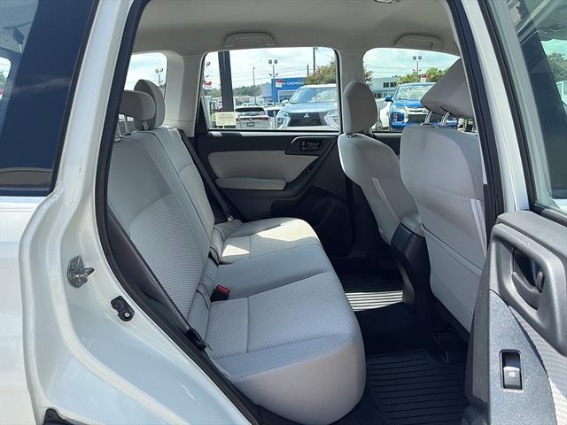 2017 Subaru Forester 2.5i