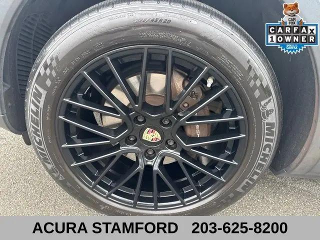 2020 Porsche Cayenne Cayenne