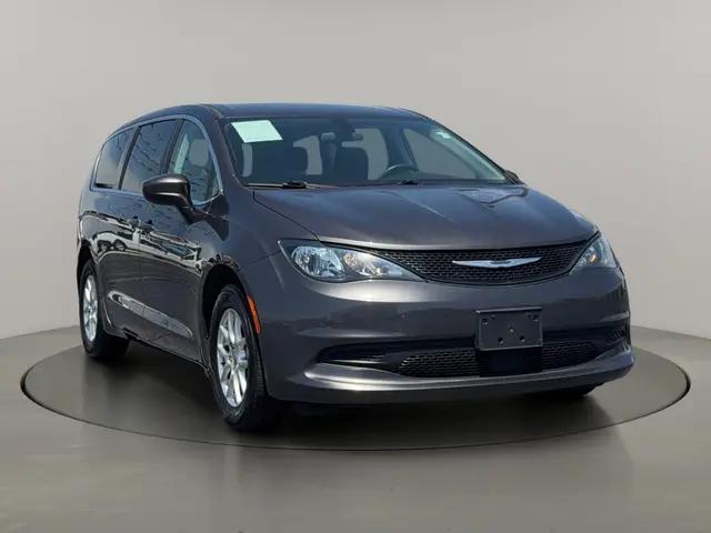2022 Chrysler Voyager LX for sale in Marshfield, MO