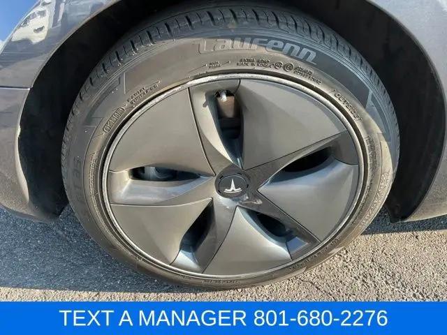 2020 Tesla Model 3 Standard Range Rear-Wheel Drive