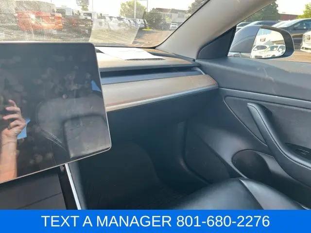 2020 Tesla Model 3 Standard Range Rear-Wheel Drive